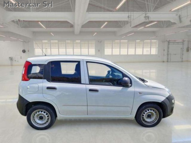 Fiat Panda 1.0 70CV HYBRID EURO 6D VAN 2 P. POP - GK235ZJ - foto 3 di 4