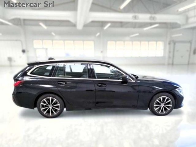 BMW 320 Serie 3 G21 Touring 320d Touring mhev 48V Sport A - foto 4 di 4