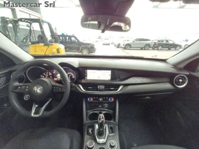 Alfa Romeo Stelvio Stelvio 2.2 td Business Q4 4x4 190cv autom. - ta - foto 4 di 4