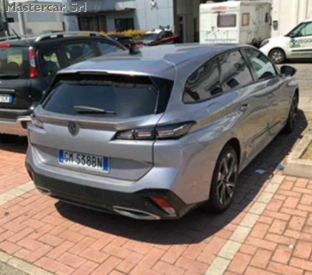 Peugeot 308 SW 1.5 bluehdi 130cv Allure EAT8 - GM538BN - foto 3 di 4