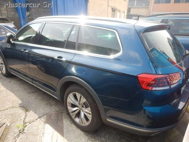 Volkswagen Passat Alltrack Passat Alltrack 2.0 tdi 4motion 190cv dsg - GB076P - foto 3 di 4