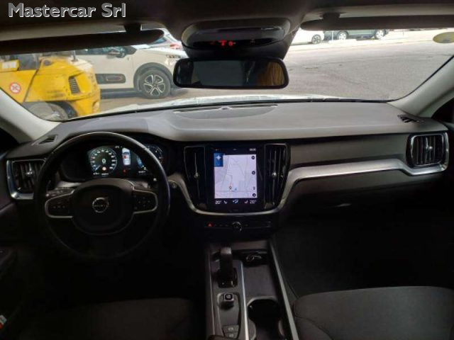 Volvo V60 V60 2.0 b4 Momentum Business auto - GH735PL - foto 4 di 4
