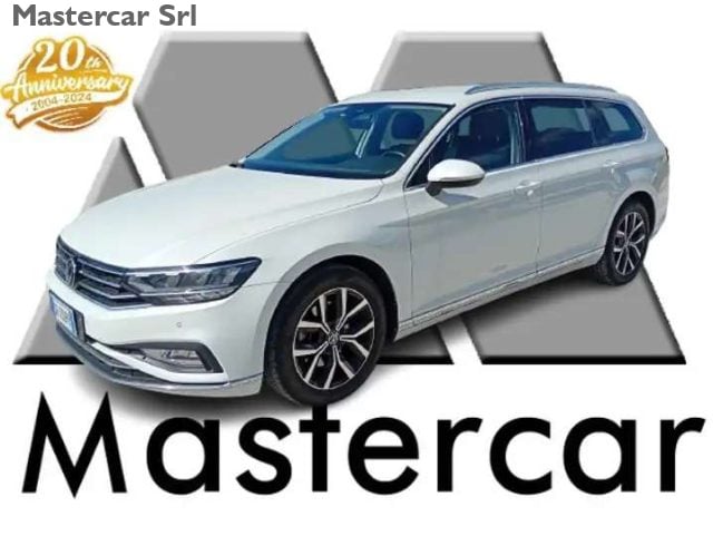Volkswagen Passat Variant Passat Variant 2.0 tdi Executive 200cv dsg - GH430, del 2021, 109.000 km, in vendita a Basiliano (UD)