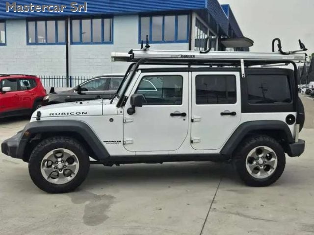 Jeep Wrangler Wrangler N1 Unlimited Rubicon 2.8 crd Rubicon auto - foto 3 di 4