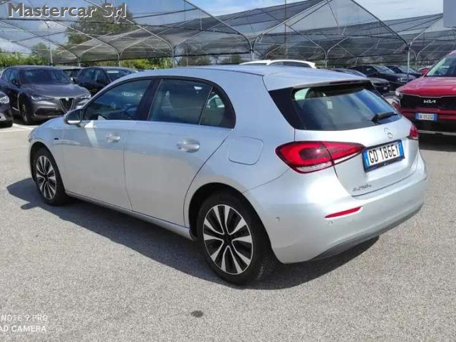Mercedes-Benz A 250 Classe A e eq-power Business Extra auto - GD186EY - foto 4 di 4