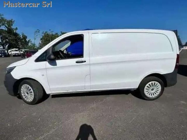 Mercedes-Benz Vito VITO 119 CDI 4X4 COMPACT TG : GC978JN - foto 3 di 4