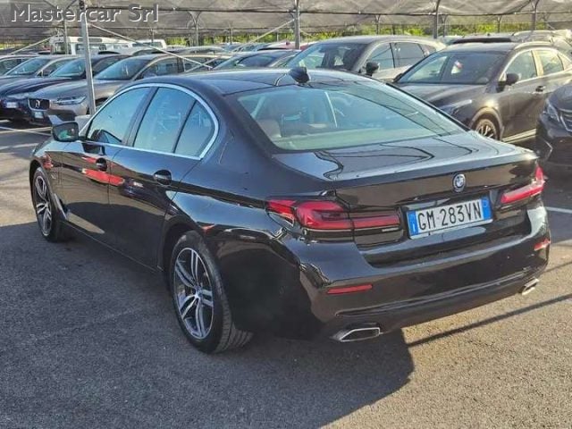 BMW 530 Serie 5 G30 Berlina LCI 530e Business auto - GM283 - foto 4 di 4