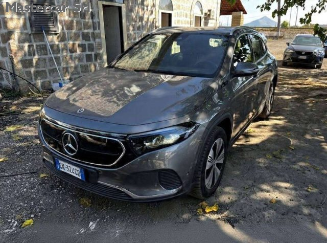 Mercedes-Benz EQA 250 250 Sport - GK324GD - foto 2 di 4