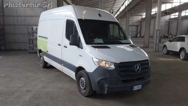 Mercedes-Benz Sprinter eSprinter - 4 batterie tg : GL399PL - foto 3 di 4