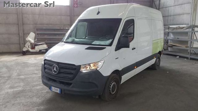 Mercedes-Benz Sprinter eSprinter - 4 batterie tg : GL399PL - foto 2 di 4