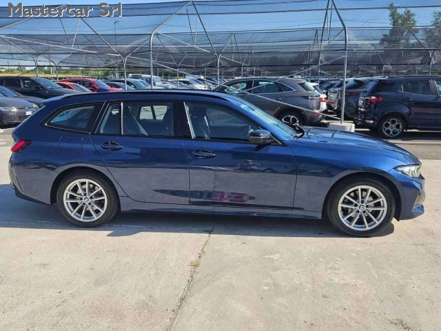 BMW 316 Touring 316d 2.0 122cv mhev 48V auto - GN054LF - foto 4 di 4