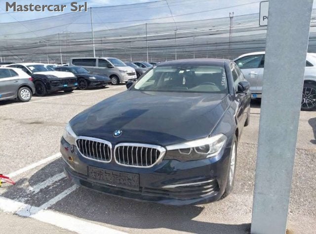 BMW 520 Serie 5 Berlina 520d Business auto - FT868YW - foto 2 di 4
