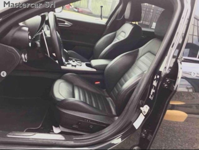 Alfa Romeo Giulia Giulia 2.2 t Veloce 160cv auto - GW176ED - foto 4 di 4