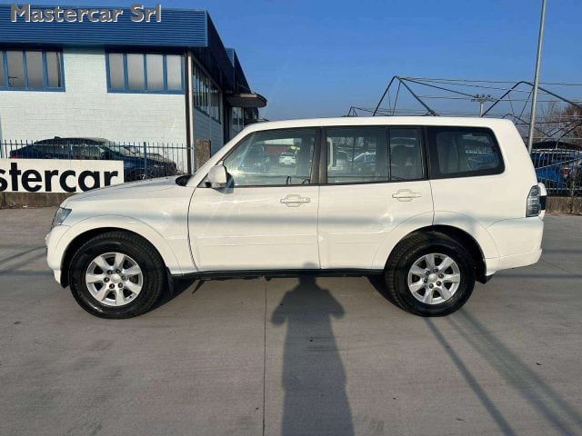 Mitsubishi Pajero Pajero IV 2007 3.2 cr Instyle 5p auto - FE374VF - foto 3 di 4