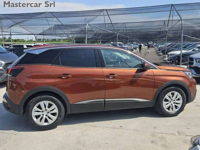 Peugeot 3008 BlueHDI 130cv EAT8 S&S Business - GC042NM - foto 4 di 4