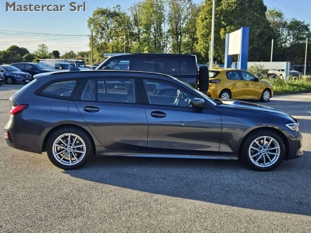 BMW 320 G21 320d Touring mhev 48V xdrive Business Advantag - foto 4 di 4