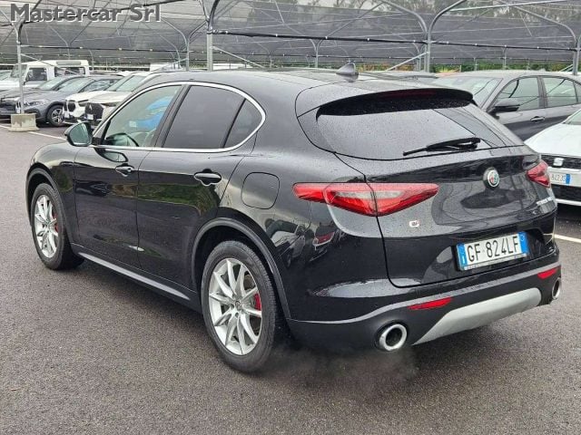 Alfa Romeo Stelvio Stelvio 2.2 t Executive Q4 190cv auto - GF824LF - foto 4 di 4