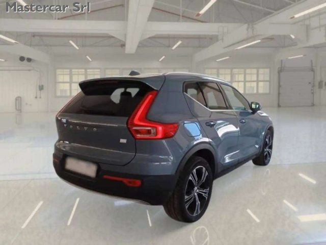 Volvo XC40 1.5 t4 phev Inscription Expression Auto - GH070HS - foto 2 di 4