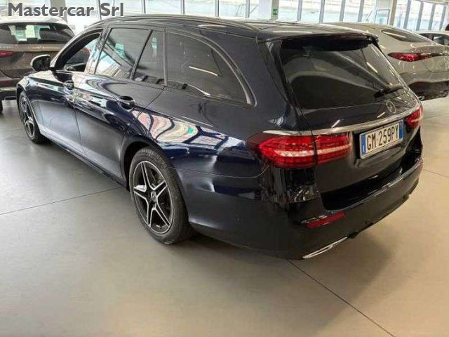 Mercedes-Benz E 220 SW d mhev Premium AMG S213 4matic auto - GM259PY - foto 3 di 4