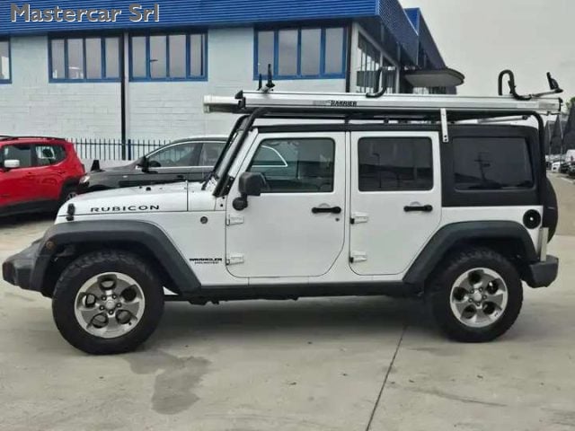Jeep Wrangler Wrangler N1 Unlimited Rubicon 2.8 crd Rubicon auto - foto 3 di 4