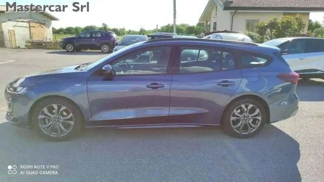 Ford Focus SW 1.0 E/Boost h ST-Line Design 125Cv Auto-GP316ST - foto 3 di 4