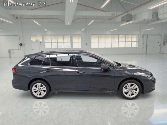 Volkswagen Golf Variant Golf VIII Variant 2.0 tdi Life 115cv dsg - GL028ZW - foto 3 di 4