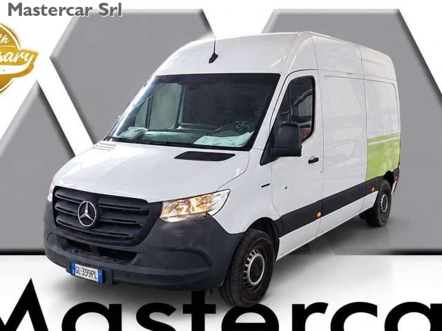 Mercedes-Benz Sprinter eSprinter - 4 batterie tg : GL399PL, del 2022, 31.000 km, in vendita a Basiliano (UD)