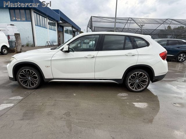 BMW X1 X1 E84 xdrive2.0dA Attiva EA398DG - foto 3 di 4