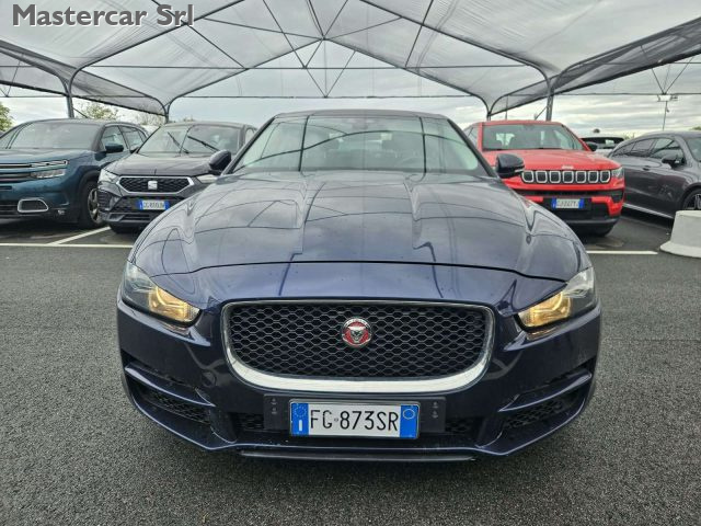Jaguar XE XE 2.0d Pure Business edition 180cv tg: FG873SR - foto 2 di 4