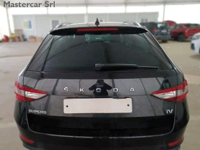 Skoda Superb Superb III Wagon iV 1.4 tsi phev Executive dsg - - foto 4 di 4