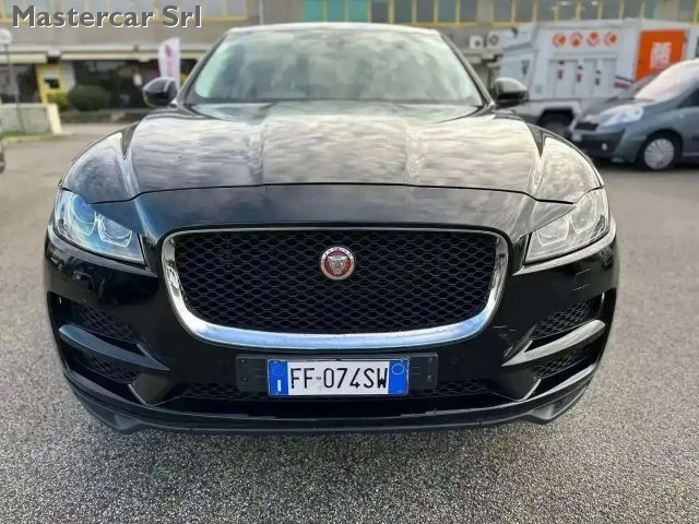 Jaguar F-Pace 2.0d Prestige awd 180cv auto TETTO PANO - FF074SW usato a BASILIANO