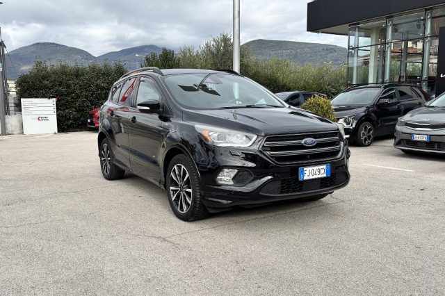 Ford Kuga 2.0 TDCI 150 CV S&S 4WD ST-Line usato a FONDI