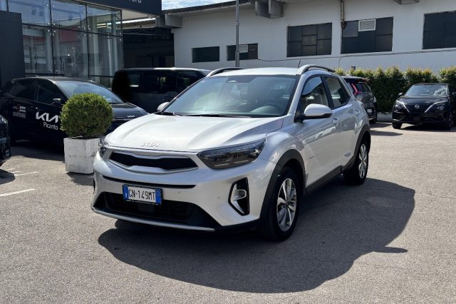 Kia Stonic 1.2 DPI Urban Special Edition - foto 3 di 4