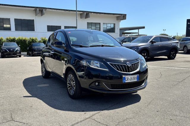 Lancia Ypsilon 1.0 FireFly 5 porte S&S Hybrid Gold Plus usato a FONDI