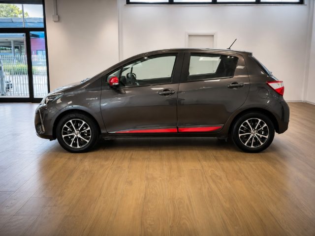 Toyota Yaris 1.5 Hybrid 5 porte Active - foto 4 di 4