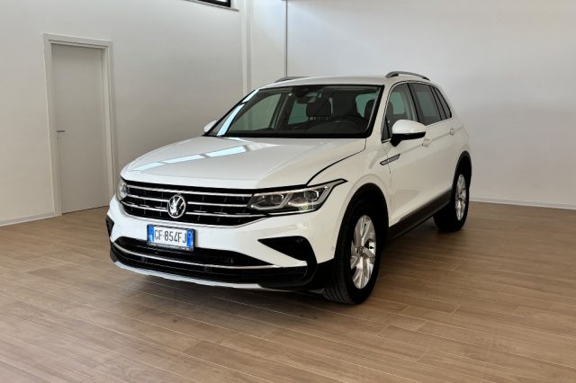 Volkswagen Tiguan 1.5 TSI 150 CV DSG ACT Elegance - foto 3 di 4