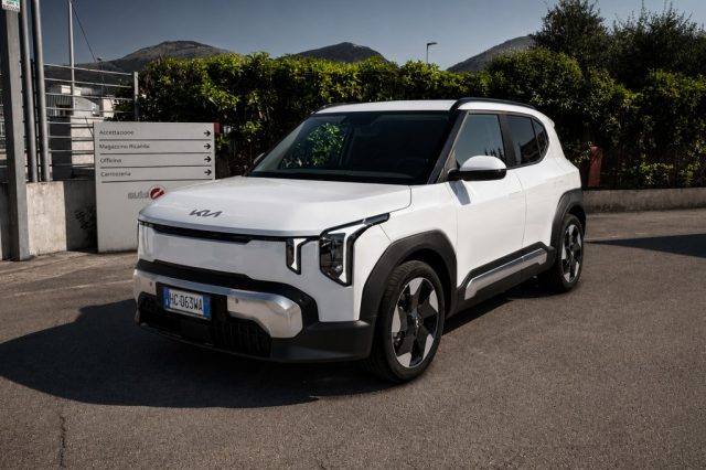 Kia EV2 42.2 kWh Earth ( AZIENDALE ) - foto 3 di 4