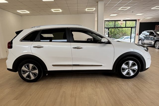 Kia Niro 1.6 GDi DCT PHEV - foto 4 di 4