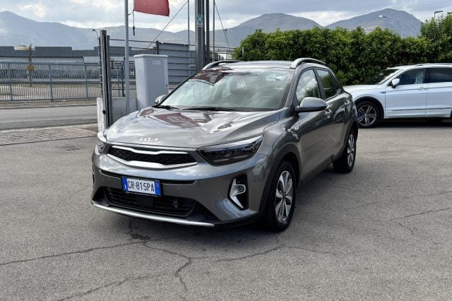 Kia Stonic 1.0 T-GDi 100 CV MHEV MT URBAN Special Edition - foto 3 di 13