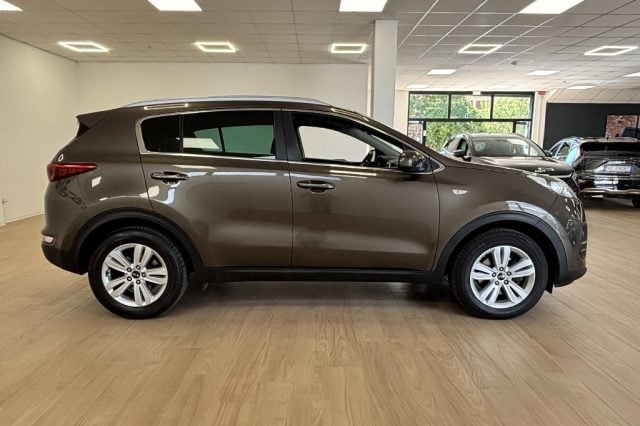 Kia Sportage 1.6 GDI 2WD Cool - foto 4 di 4