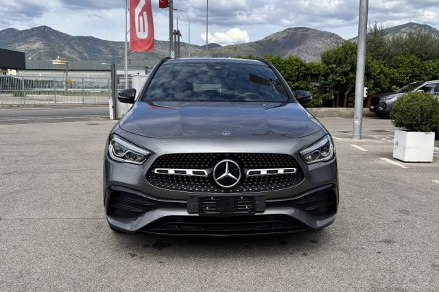 Mercedes-Benz GLA 200 d Automatic AMG LINE - foto 2 di 4