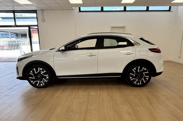 Kia XCeed 1.0 T-GDi GPL Business - foto 4 di 4