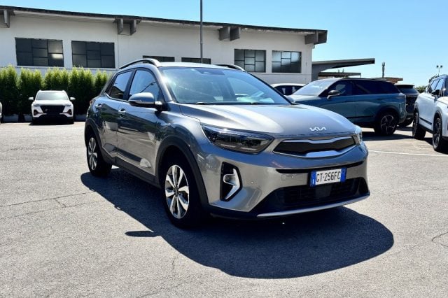 Kia Stonic 1.2 DPI ECO GPL Style, del 2024, 49.500 km, in vendita a Fondi (LT)