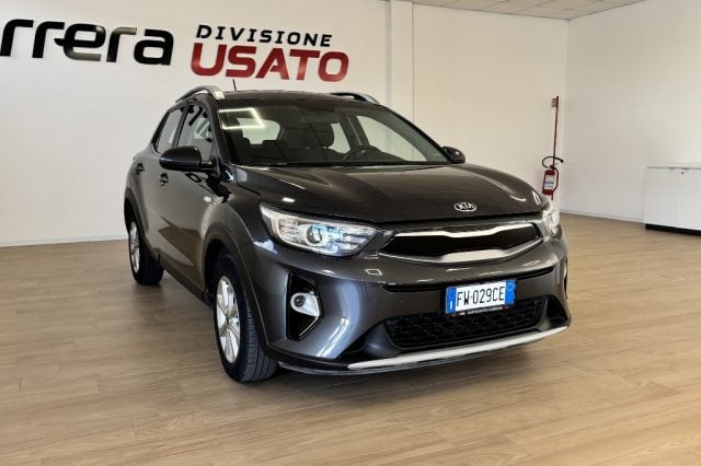 Kia Stonic 1.4 MPI 100 CV Urban, del 2019, 78.900 km, in vendita a Fondi (LT)