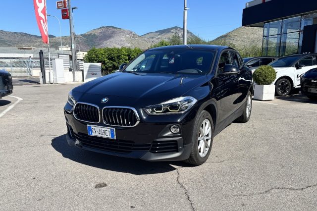 BMW X2 sDrive18d Business-X A/T - foto 3 di 4