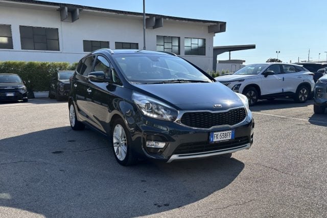 Kia Carens 1.7 CRDi 115 CV Business Class 7P, del 2017, 142.000 km, in vendita a Fondi (LT)