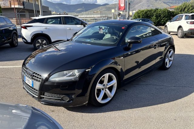 Audi TT Coupé 1.8 TFSI Advanced plus - foto 3 di 4
