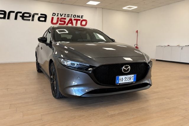 Mazda 3 Mazda3 e-Skyactiv-G M Hybrid Homura, del 2025, 18.500 km, in vendita a Fondi (LT)