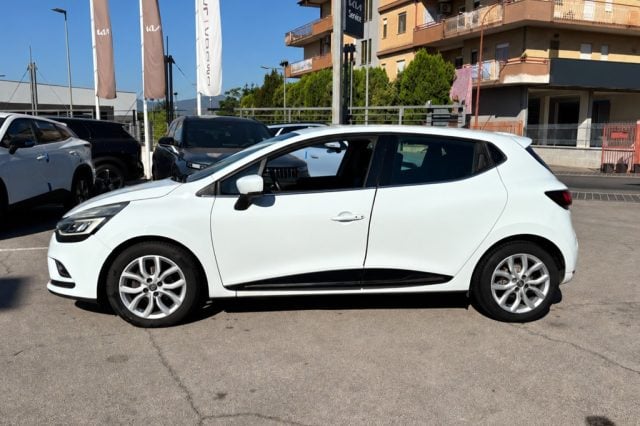 Renault Clio dCi 8V 90CV EDC Start&Stop 5 porte Energy Zen - foto 4 di 4