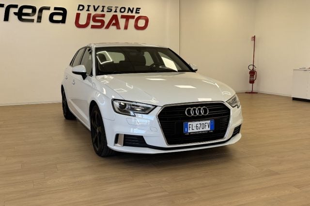 Audi A3 SPB 2.0 TDI S tronic Design, del 2017, 88.500 km, in vendita a Fondi (LT)